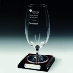 680ml Beer Glass on Wood Stand